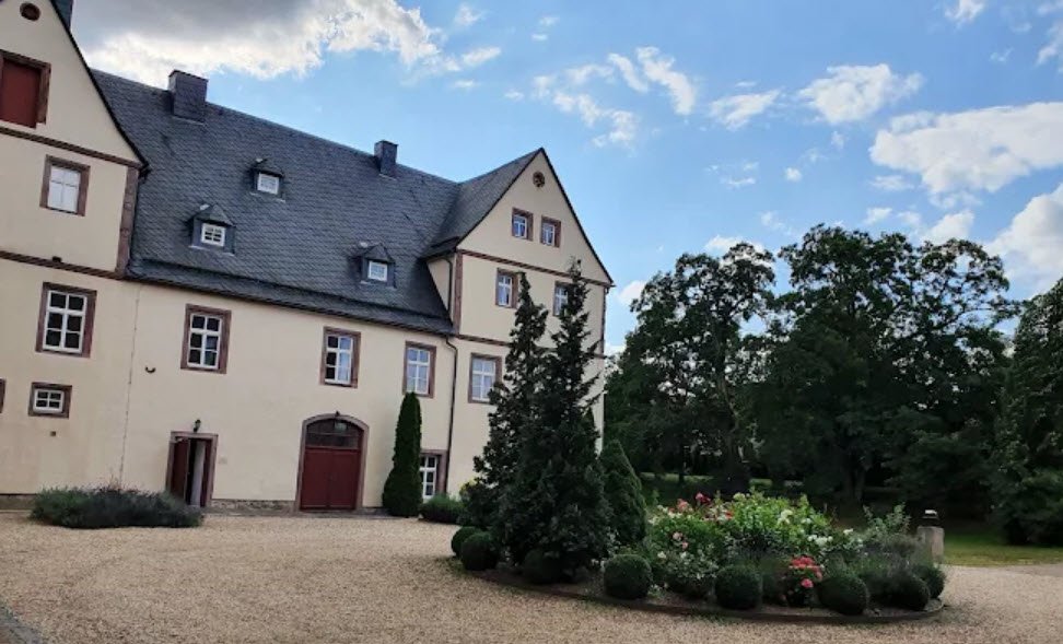 Schloss Wallhausen - Helmut Meier-Föllmi, Wallhausen, Germany, Germany
